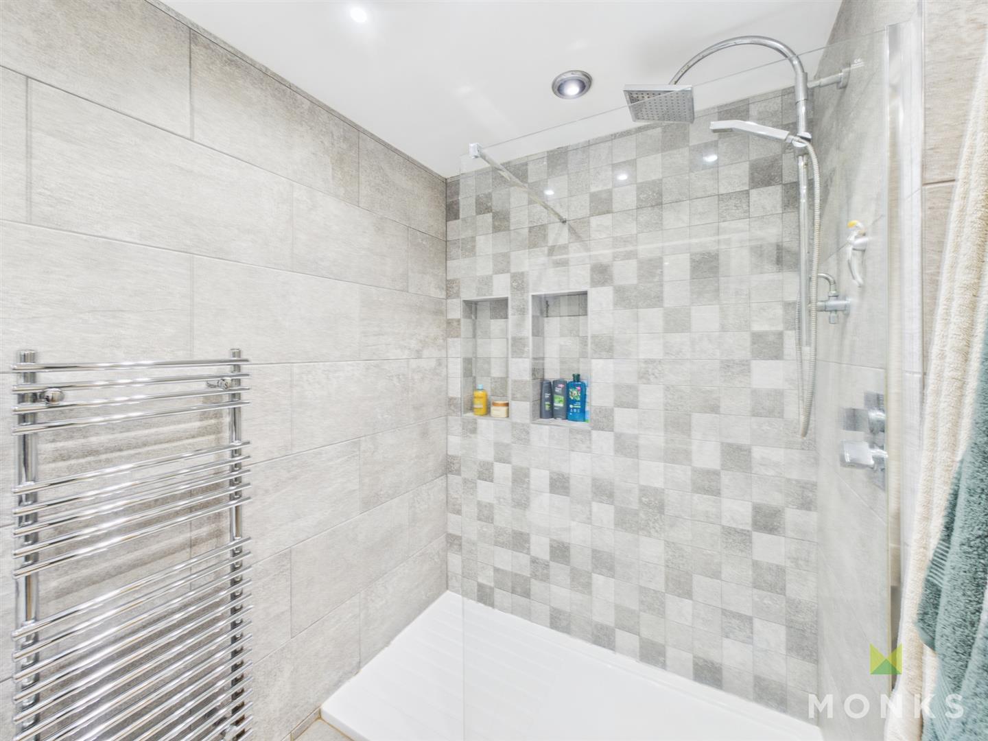 46 Shrubbery Gardens, Shrewsbury, SY4 5BZ For Sale